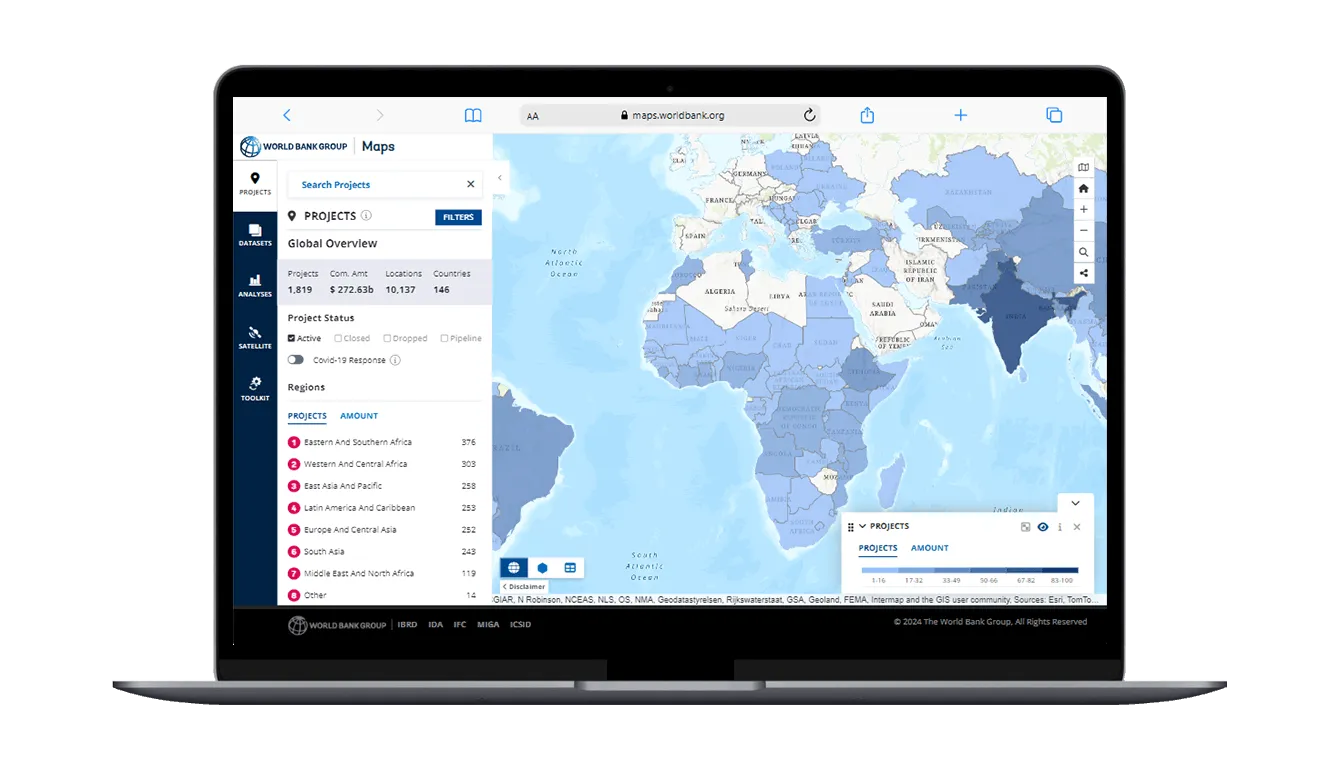 Widok strony narzędzia do wizualizacji danych The World Bank Maps na ekranie laptopa.